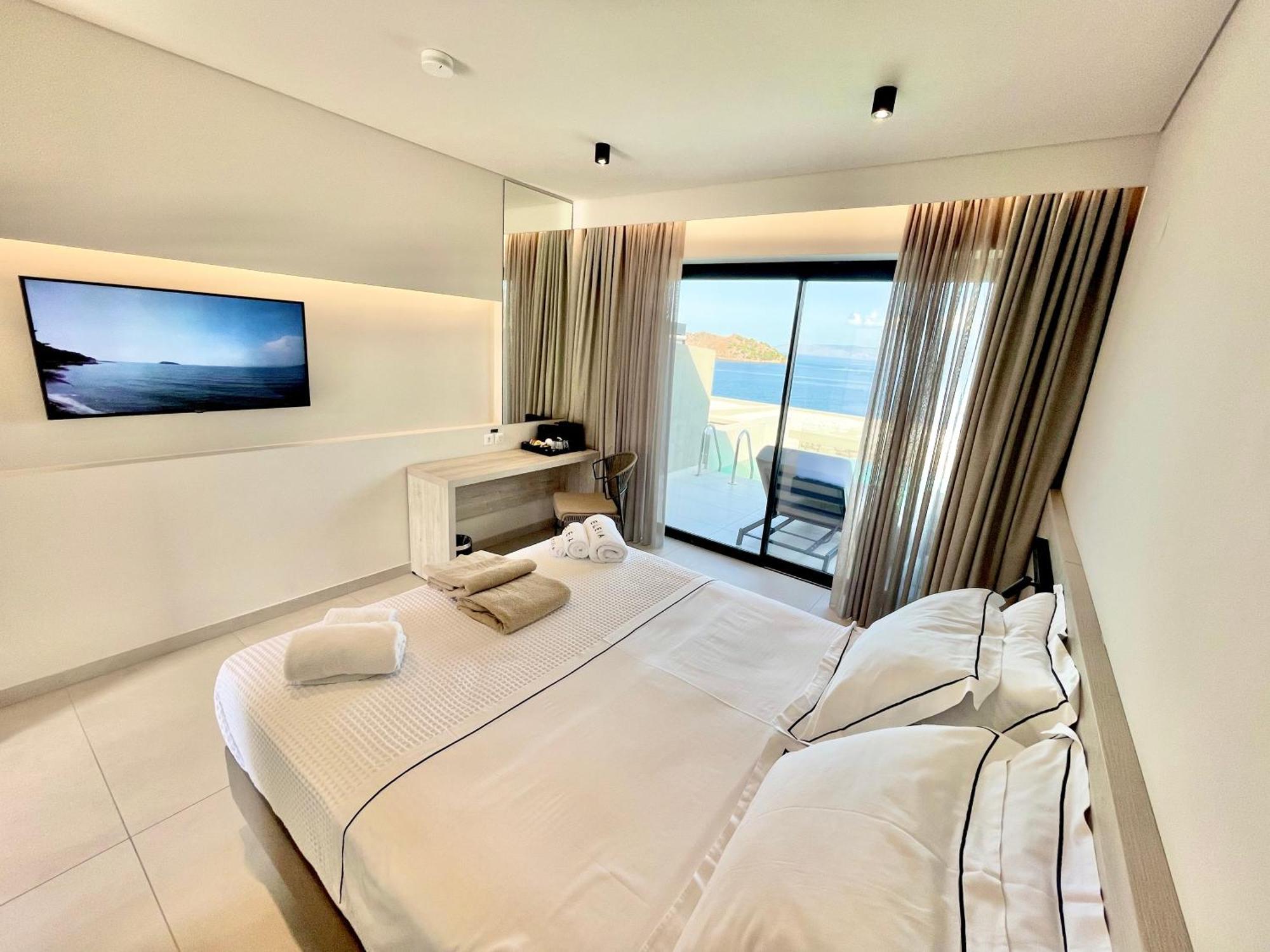 Eleia Seafront Rooms & Villas Pétra Kültér fotó