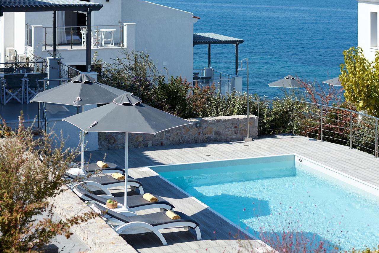 Eleia Seafront Rooms & Villas Pétra Kültér fotó