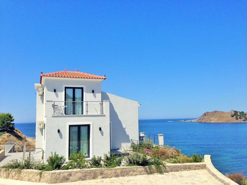 Eleia Seafront Rooms & Villas Pétra Kültér fotó