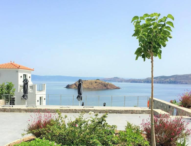 Eleia Seafront Rooms & Villas Pétra Kültér fotó
