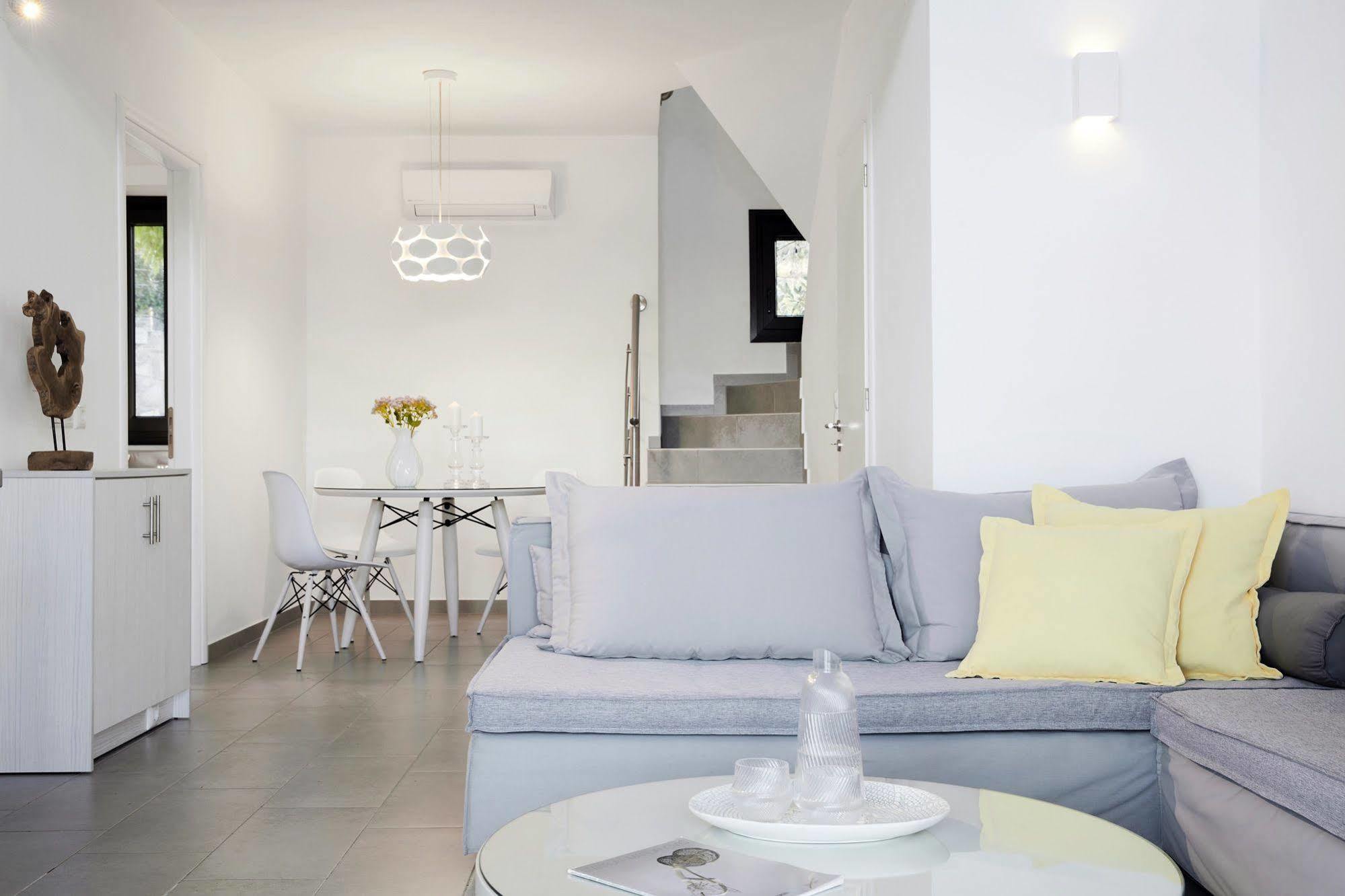 Eleia Seafront Rooms & Villas Pétra Kültér fotó