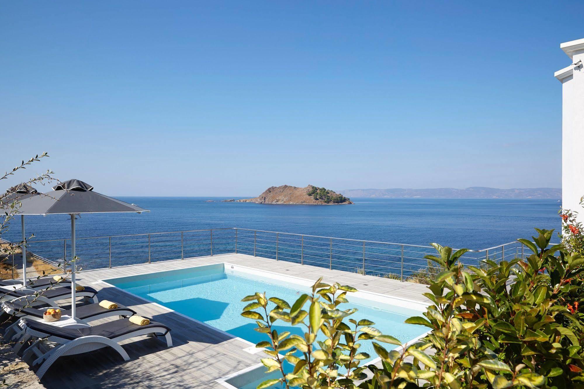 Eleia Seafront Rooms & Villas Pétra Kültér fotó